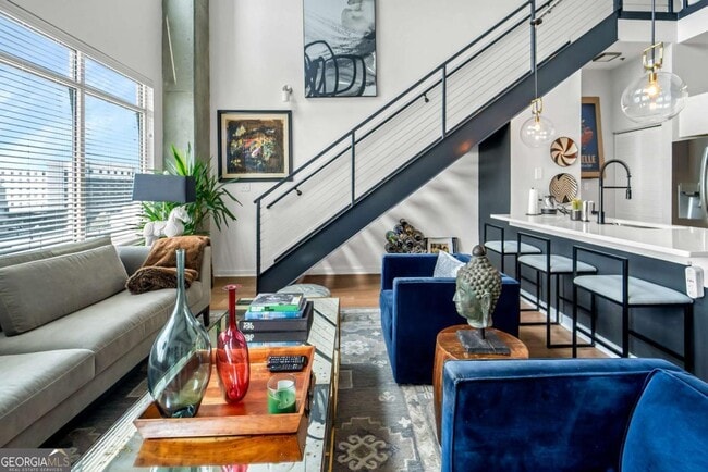 Building Photo - 260 18th St NW