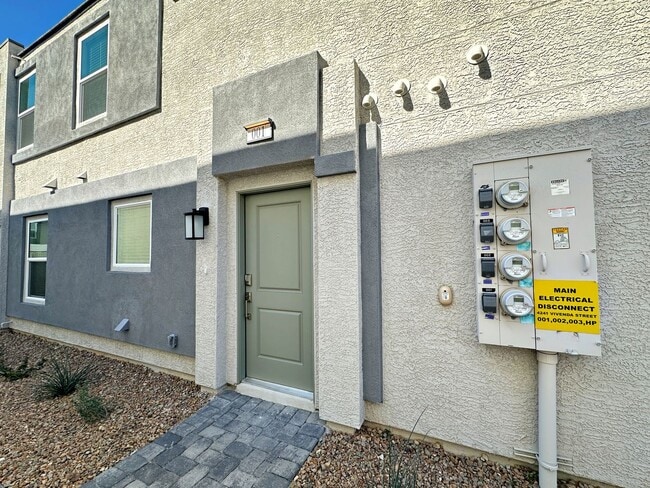 Building Photo - BRAND NEW BUILD! 2 BEDROOM TOWNHOME!