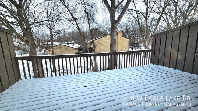 Building Photo - 218 W Eagle Lake Dr