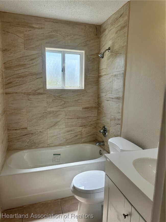 Building Photo - 3303 Astoria Ave