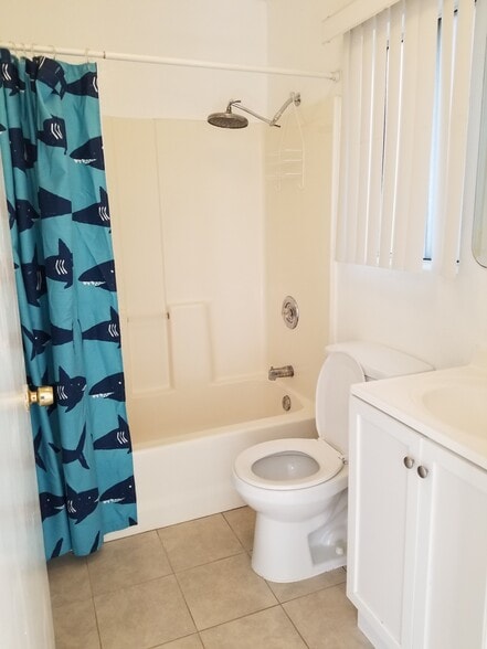 full bathroom with bathtub - 669 Fairmont Ave