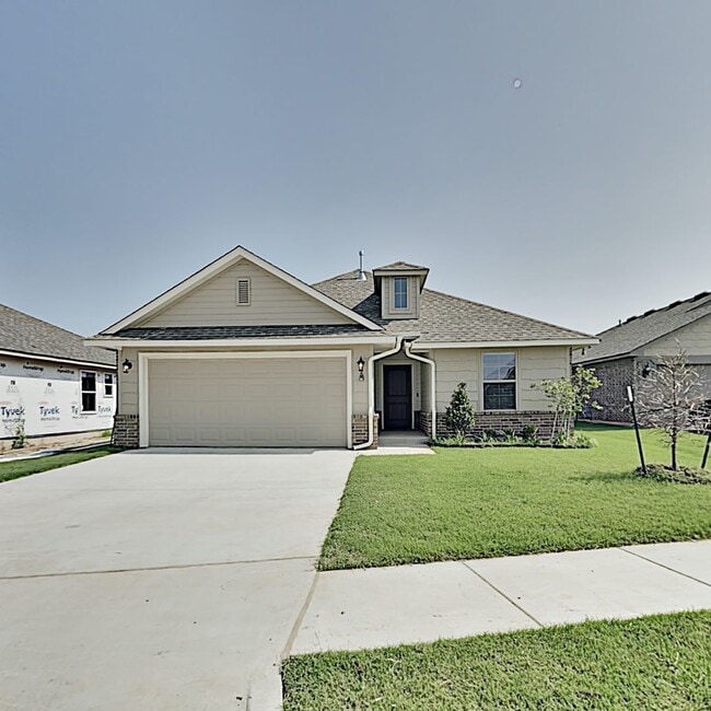 Building Photo - Spectacular 4 Bedroom 2 Bath Home in Piedm...