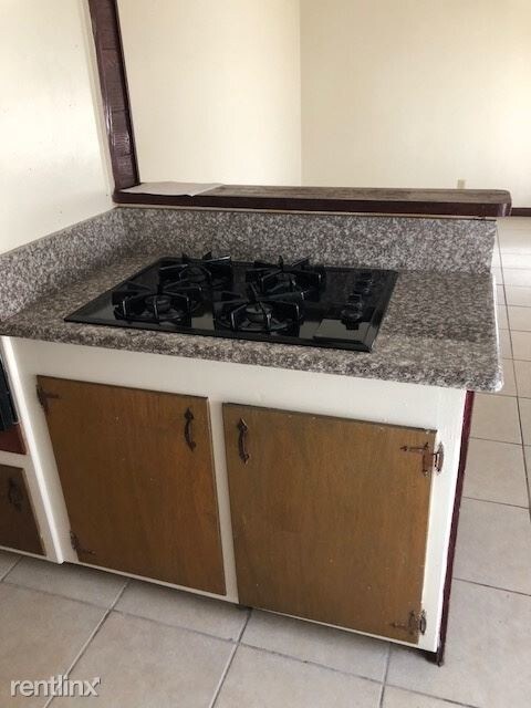 Building Photo - 1 br, 1 bath Apartment - 342 E Lancaster Blvd