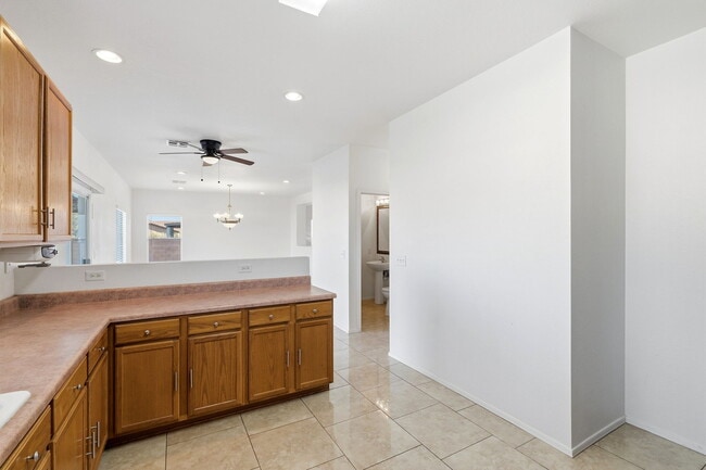 Building Photo - 4821 E Twinflower Pl
