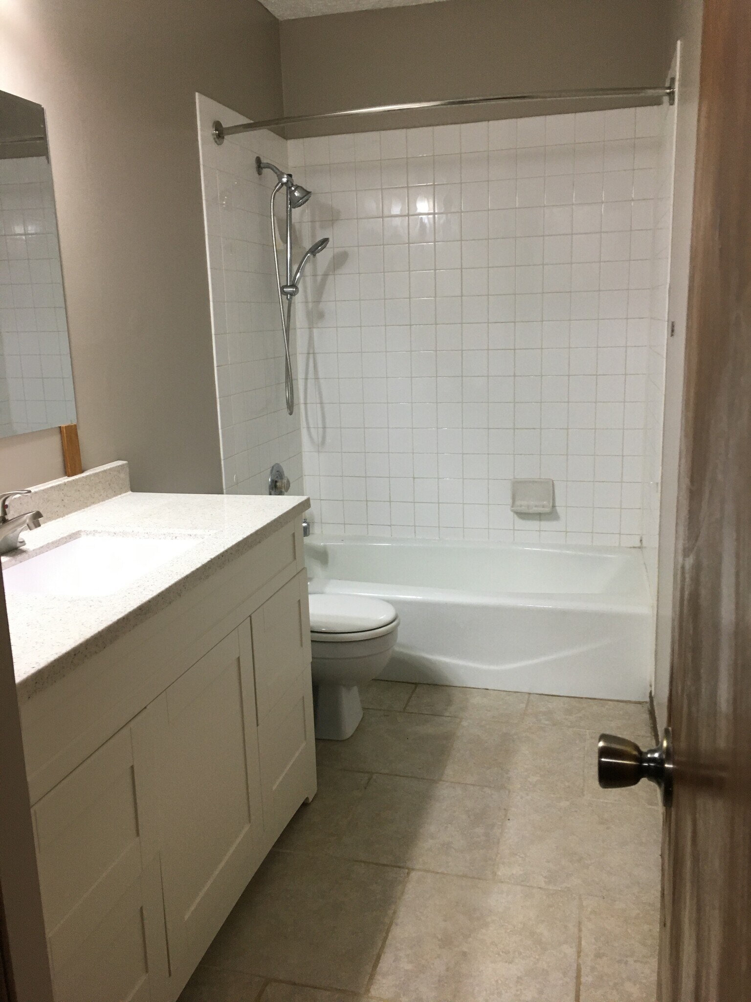 Building Photo - 4337 Edison Cir