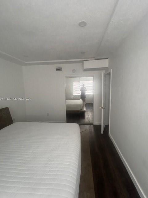 Building Photo - 1785 Calais Dr