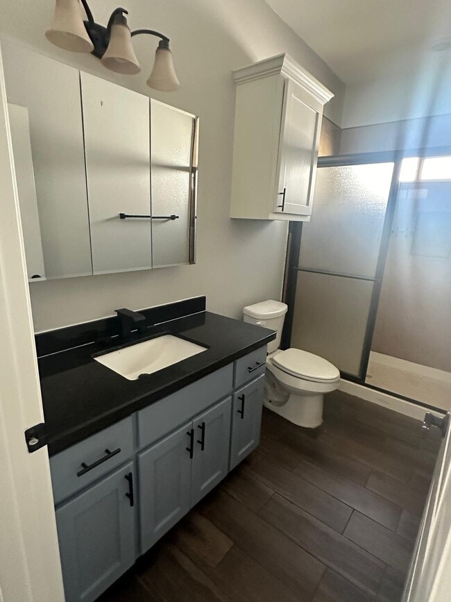 Building Photo - 215 Fig Dr