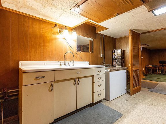 finished basement 2 - 2965 N 68th St