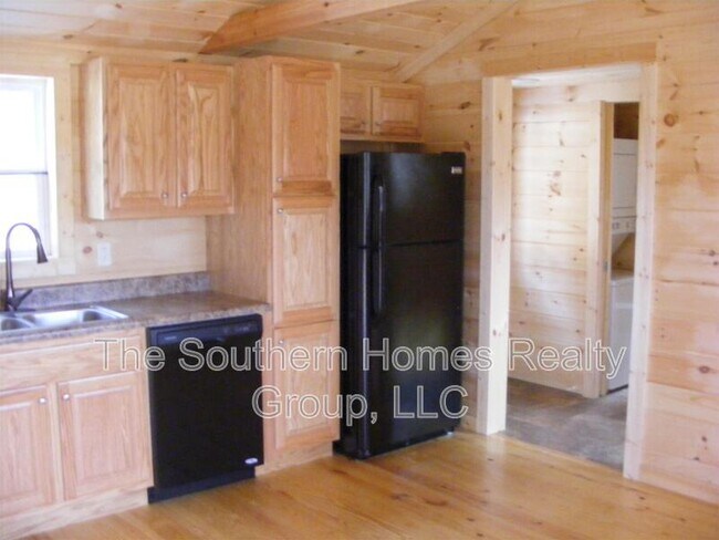 Building Photo - 759 Co Rd 181