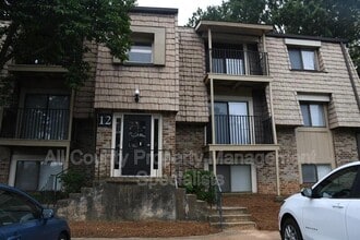 Building Photo - 1217 Old Manor Rd