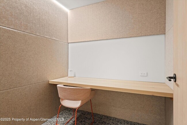 Building Photo - 119 Wood Rd