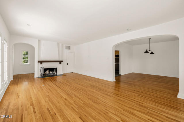 Building Photo - 1323 Indiana Ave