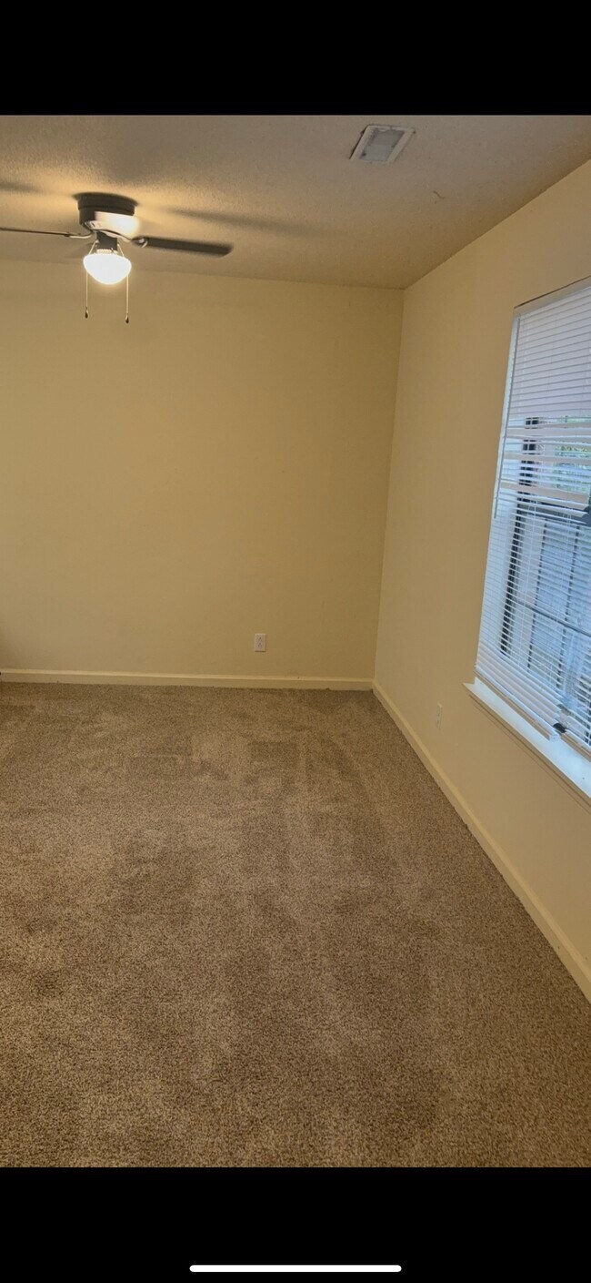 Building Photo - 1818 Stargazer Dr