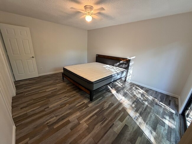 Building Photo - 1584 39th Ave