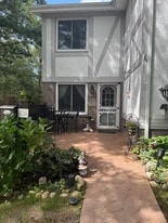 Building Photo - 586 Blue Ridge Dr