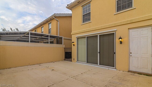 Building Photo - 28576 Alessandria Cir