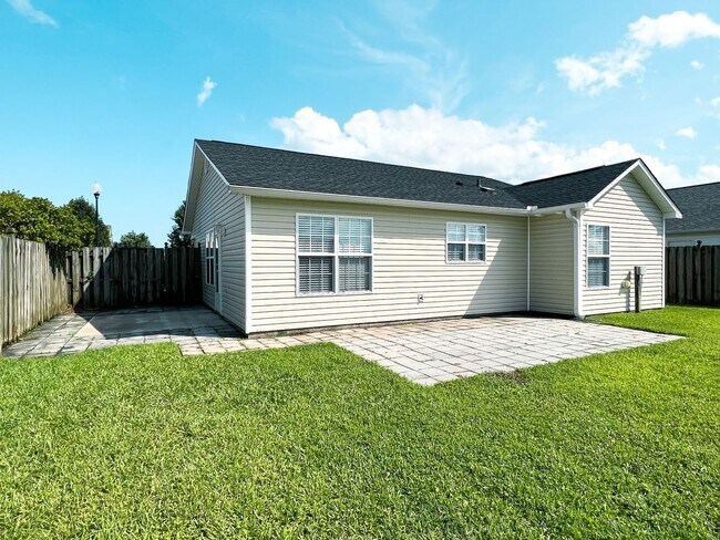 Building Photo - Property is located in Holly Field at West...