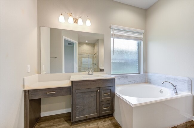 Building Photo - 16811 Ruellia Field Rd