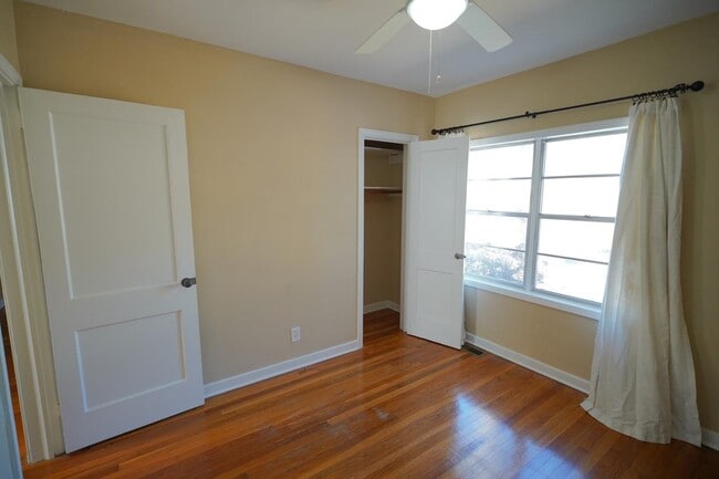 Building Photo - 525 Truett Dr