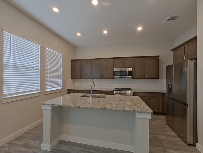 Building Photo - 22802 Terrazzo Dr