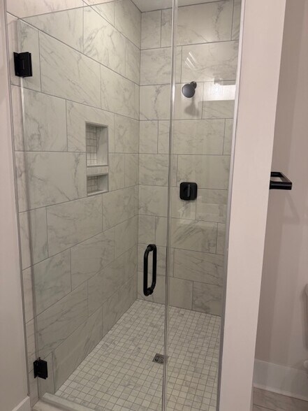 Building Photo - 3 Saco St