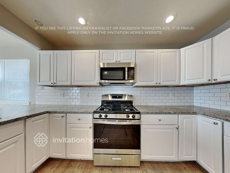 Building Photo - 1288 Hoffman Dr