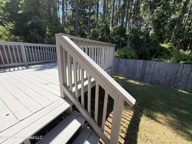 Building Photo - 17063 Palm Ridge Dr