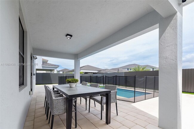 Building Photo - 1841 SW 145th Ave