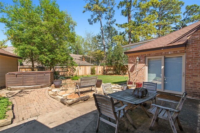 Building Photo - 11818 Laneview Dr