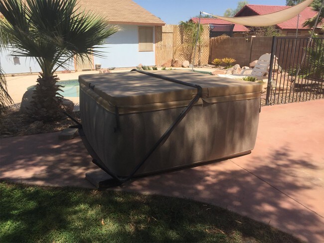 Building Photo - 465 E Providence Dr