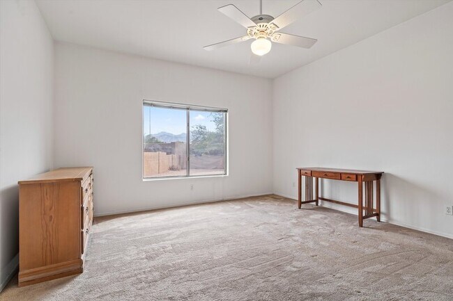 Building Photo - 1825 W Corte Tulipan
