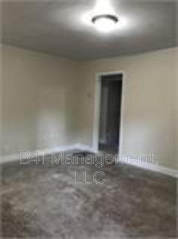 Building Photo - 1007 E Mcintosh Rd