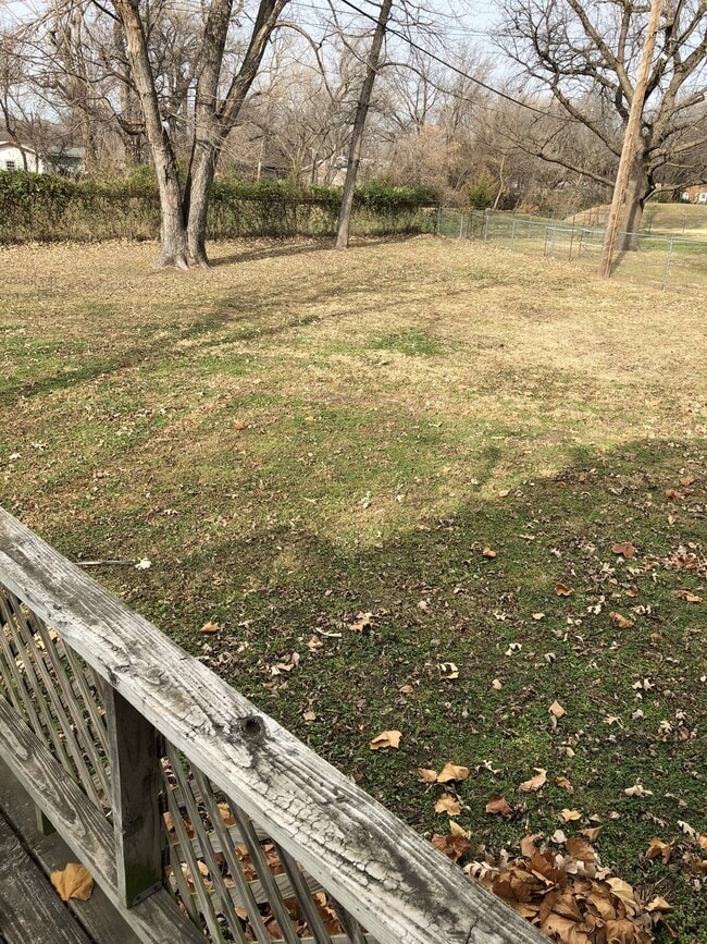 Building Photo - ***Coming available in April - showings start April 6th***