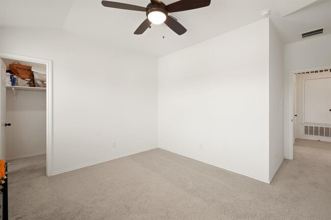 Building Photo - 538 Thunder Valley Trl