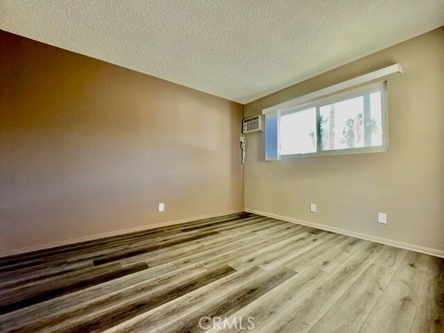 Building Photo - 686 E Cottonwood Rd