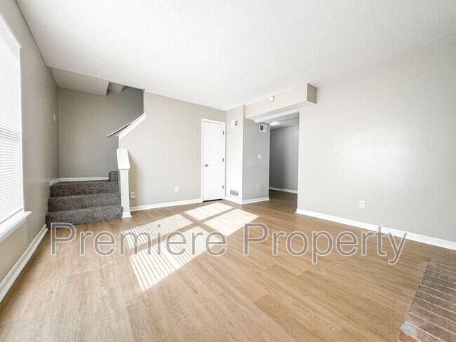 Building Photo - 11103 NW Player Dr