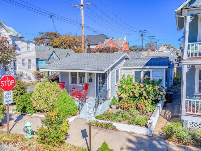 Building Photo - 77 Abbott Ave