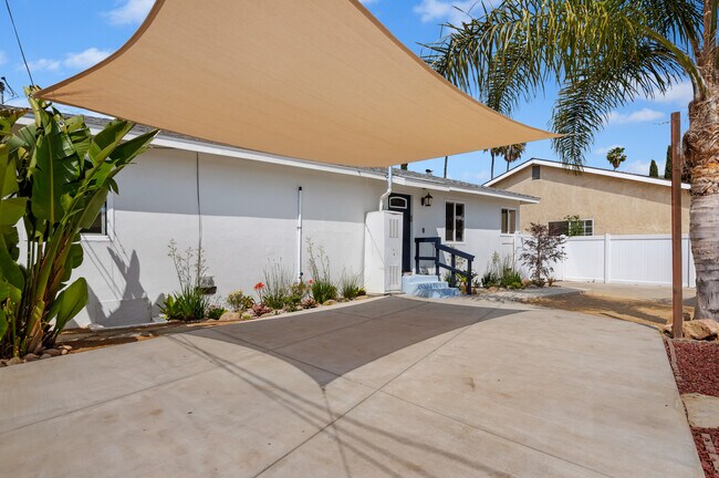 Building Photo - 158 Forbes Ln