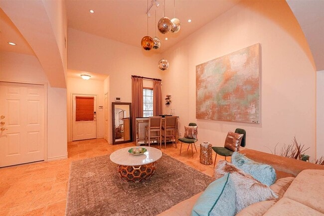 Building Photo - 510 Shiloh Dr