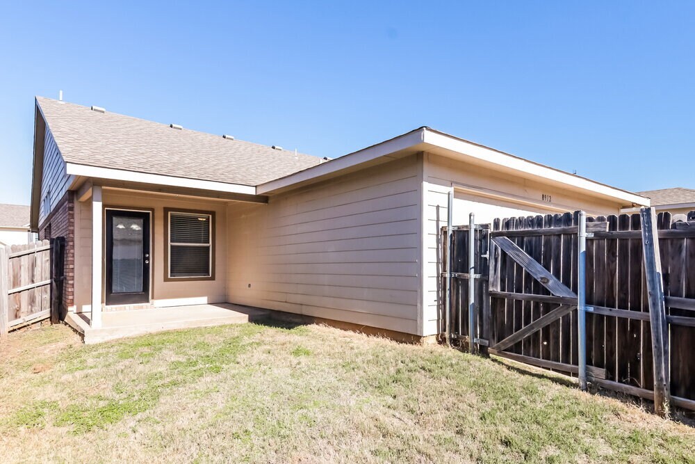 Building Photo - 8912 Wild Rose Ln