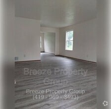 Building Photo - 2808 Benford Ln