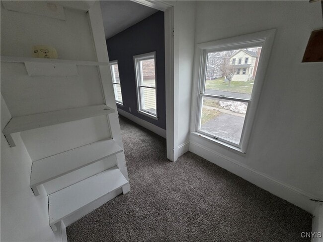 Building Photo - 137 W Schuyler St