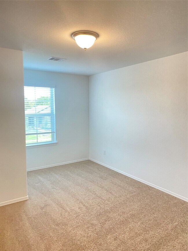 Building Photo - 23110 True Fortune Dr