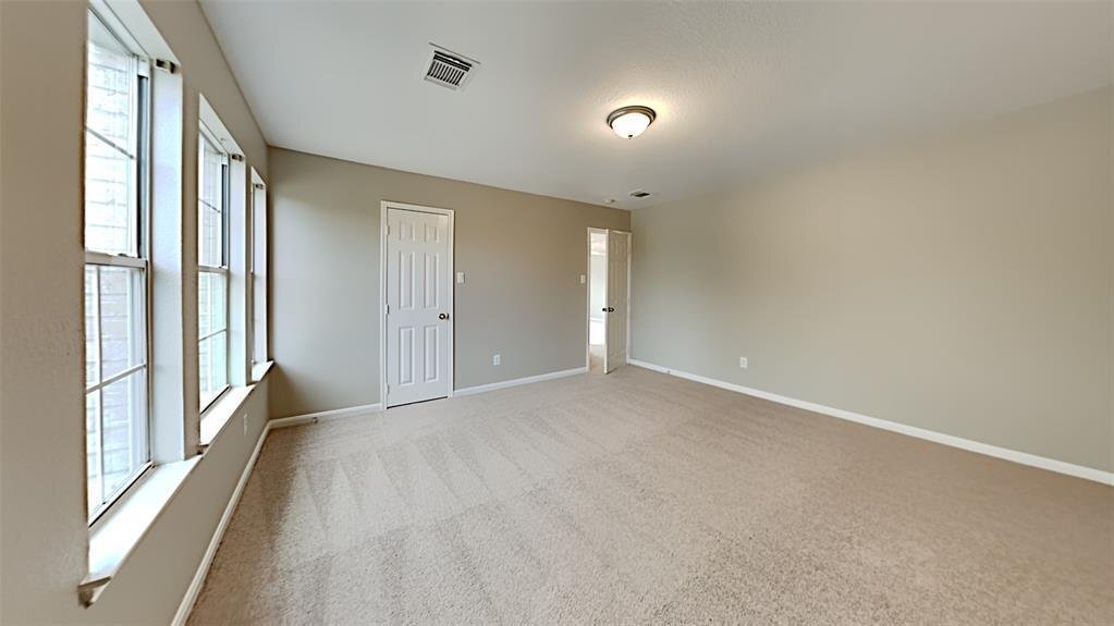 Building Photo - 15406 Lynford Crest Dr