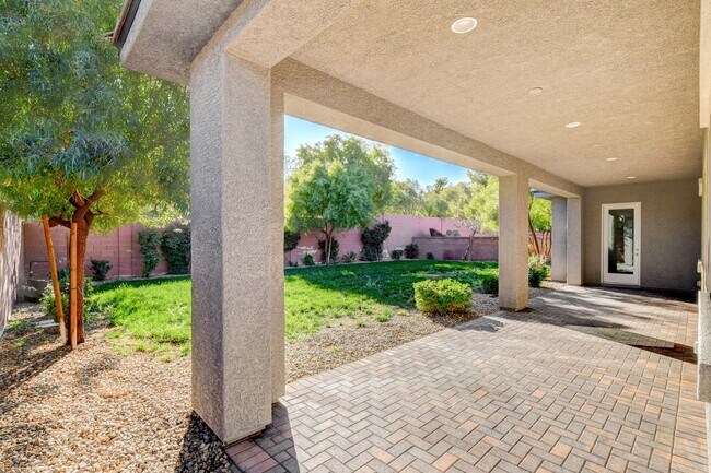 Building Photo - Bermuda & Pyle