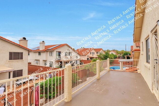 Building Photo - 10327 N Mineral Spring Ln