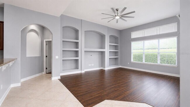 Building Photo - 439 Chelsea Ave