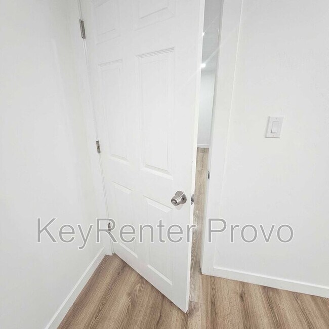 Building Photo - 1297 Dawes Wy