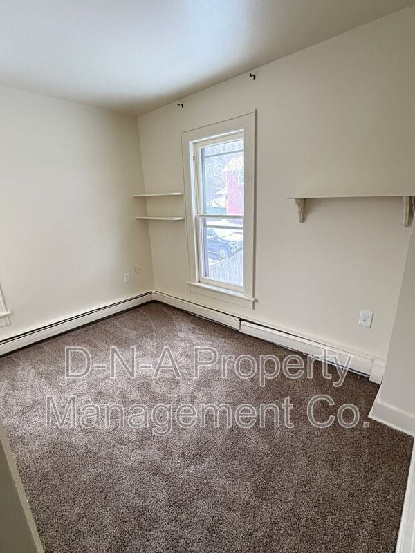 Building Photo - 622 Scott St