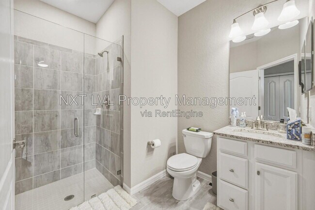 Building Photo - 11910 Bay Oak Dr